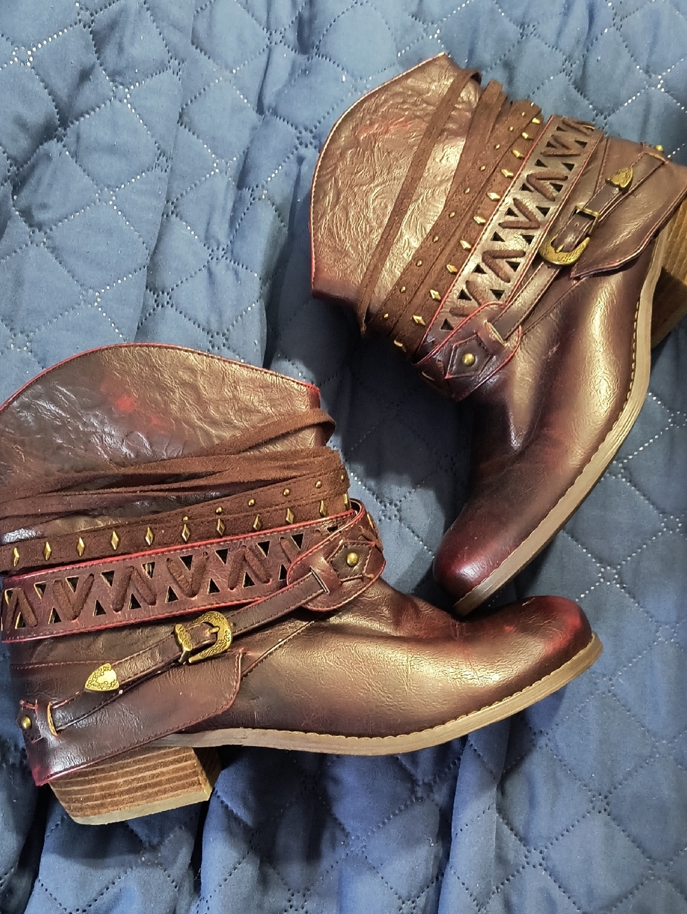 Not Rated Boho Women's Studded Buckle Ankle Boots - Burgundy